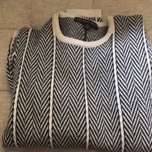 Brooks Brothers 100% merino wool sweater